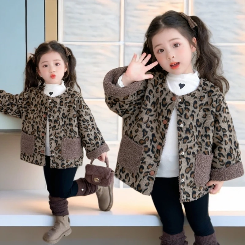 小女孩冬装衣服外套时尚百搭女童冬季加绒加厚保暖小童宝宝韩版