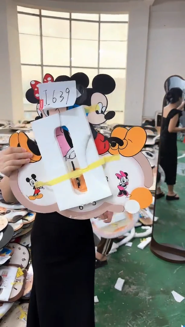 横款 孤品微瑕小河果果闪购i639