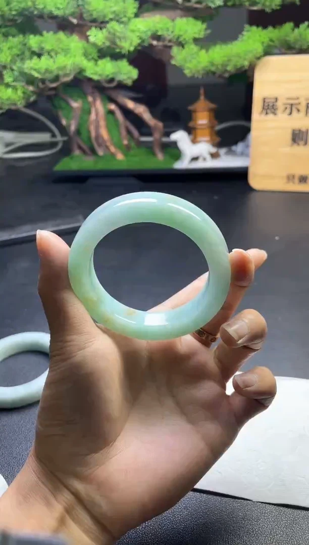 未镶嵌毛胚定制翡翠塔***升发一件