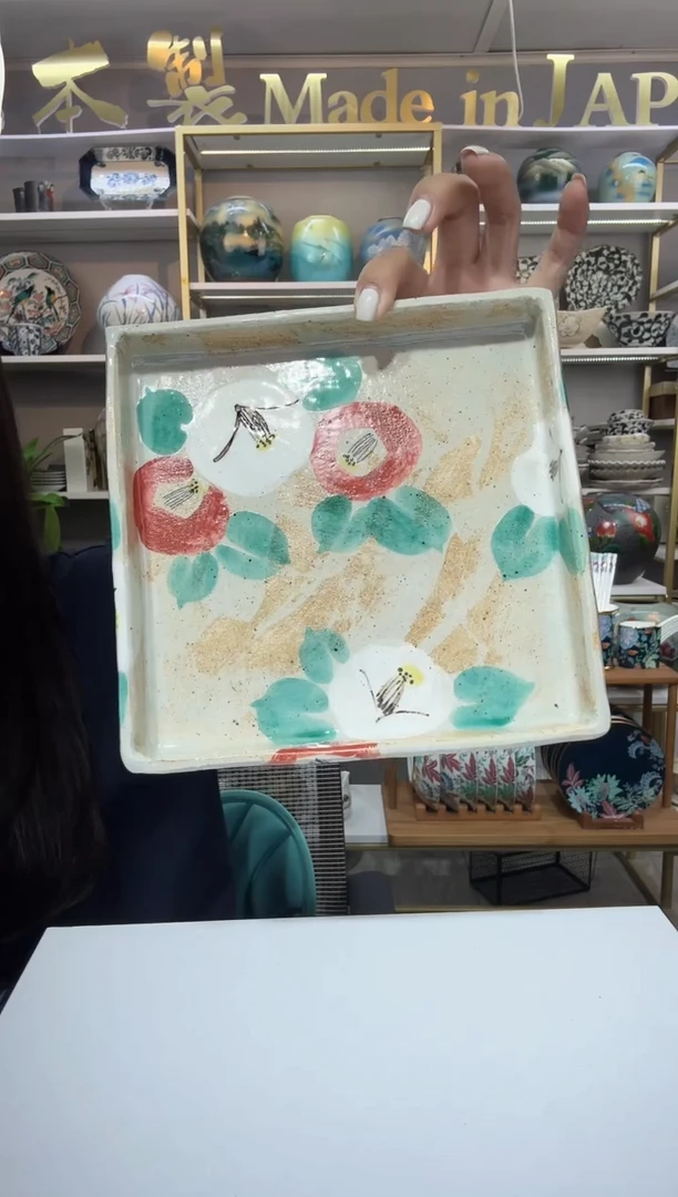 陶瓷18厘米正方盘一只装