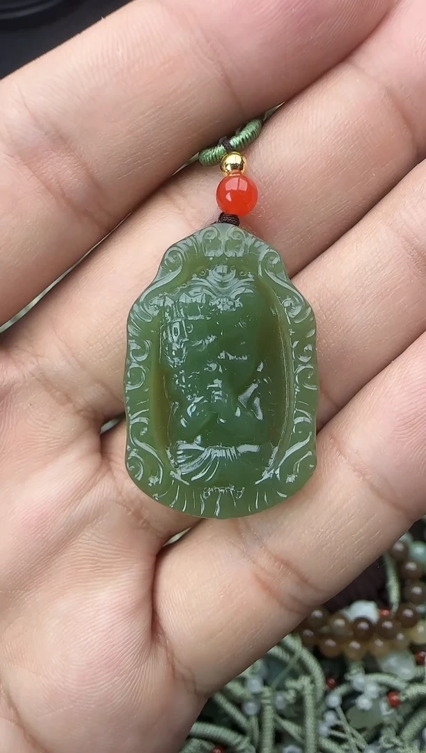 颈饰未镶嵌和田玉拍一发一