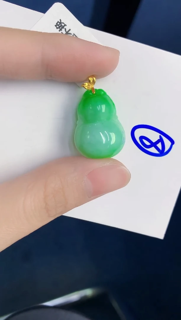 颈饰18K金镶嵌翡翠天然翡翠缅甸A货