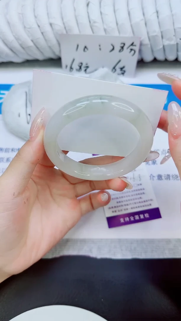 未镶嵌手镯石英质玉12/58