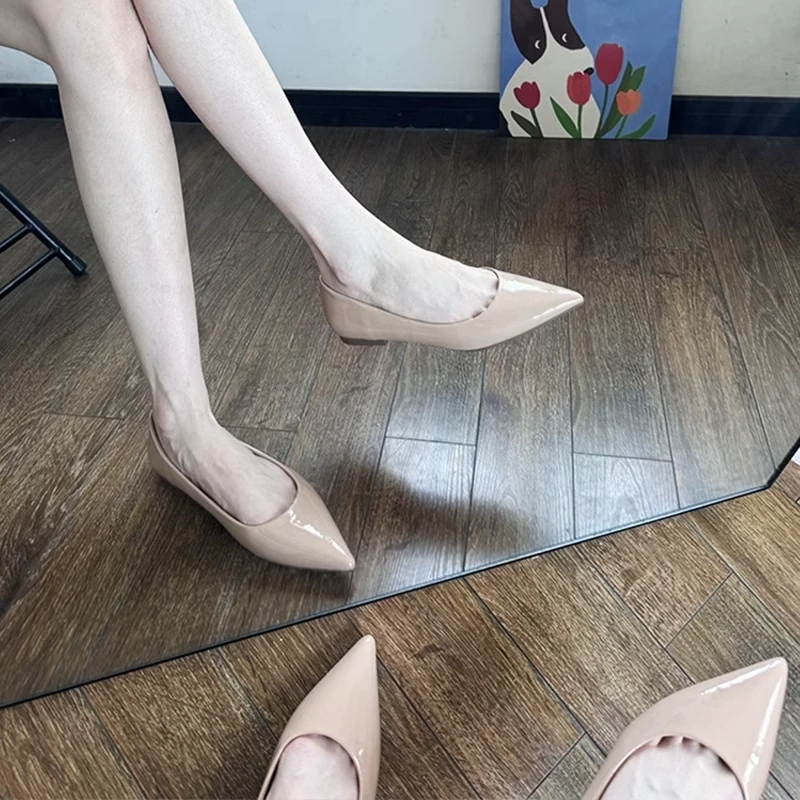 法式优雅性感漆皮裸色尖头内增高浅口百搭气质露指单鞋皮鞋真皮女