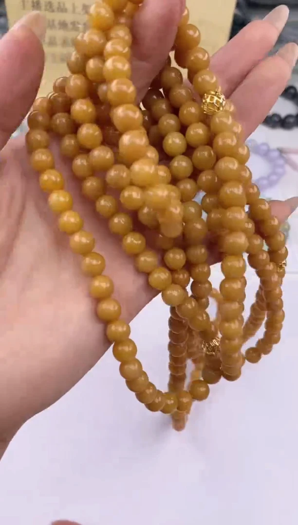 翡翠未镶嵌颈饰40700