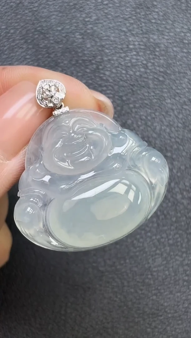 颈饰18K金镶嵌翡翠佛公