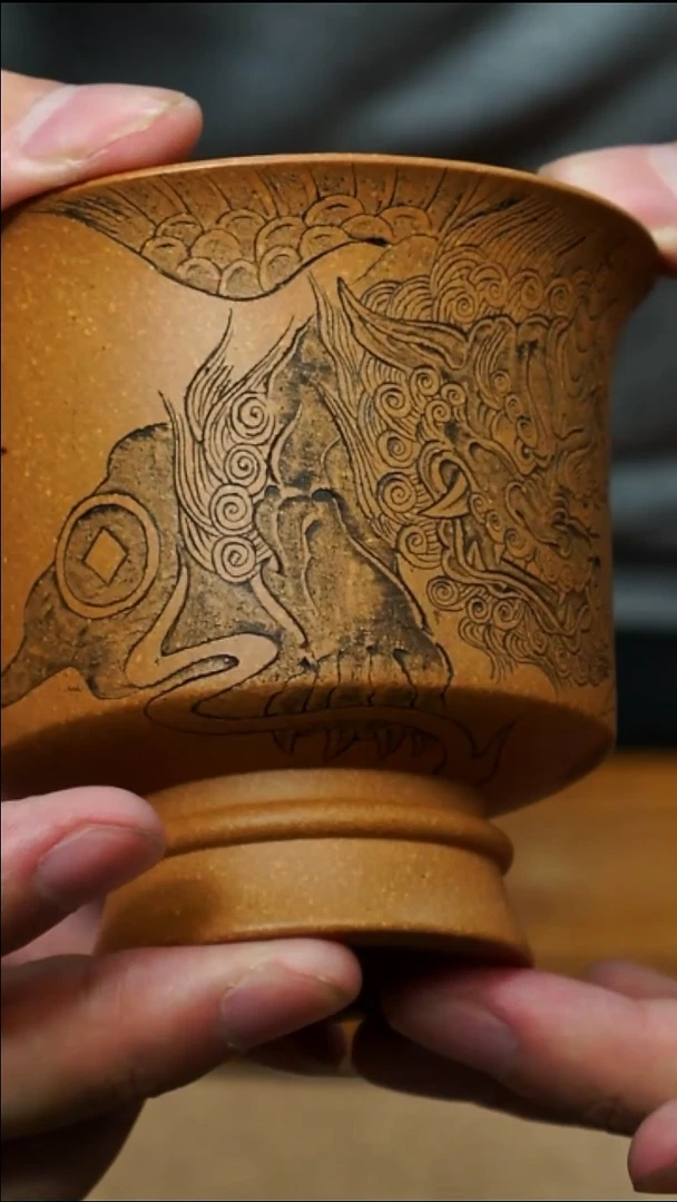 茶杯紫砂心***?南柯记全手刻吞金杯