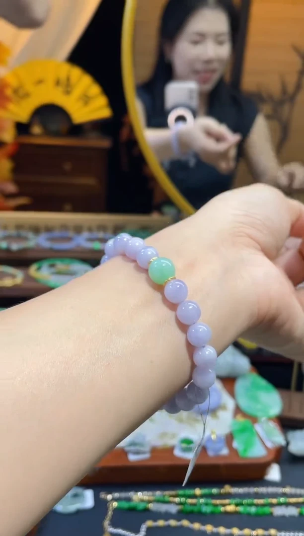 颈饰未镶嵌翡翠手串