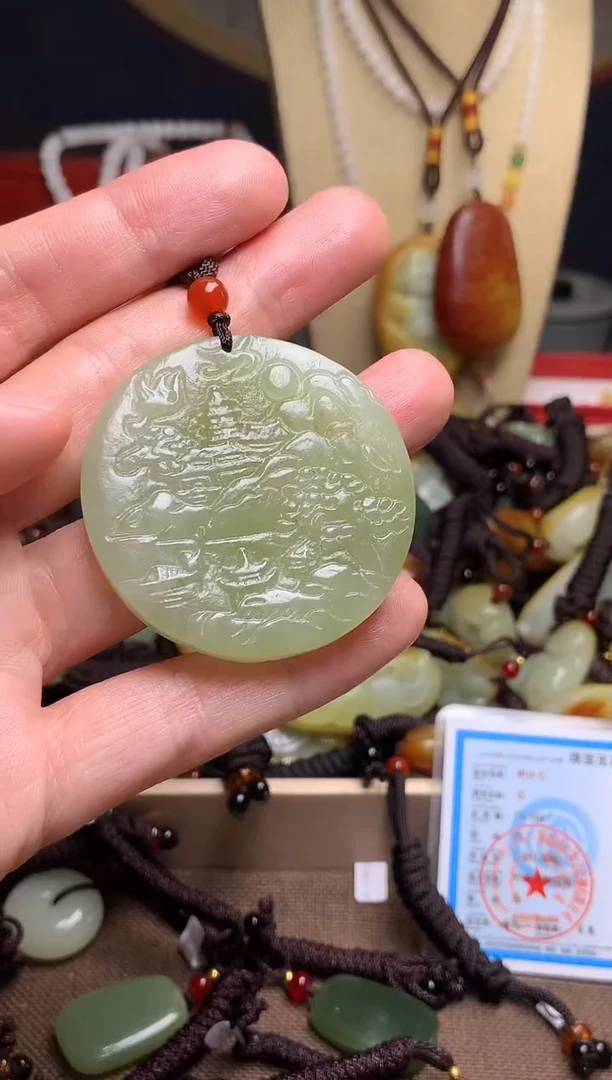 颈饰未镶嵌和田玉新疆料青海料清水和田玉吊坠