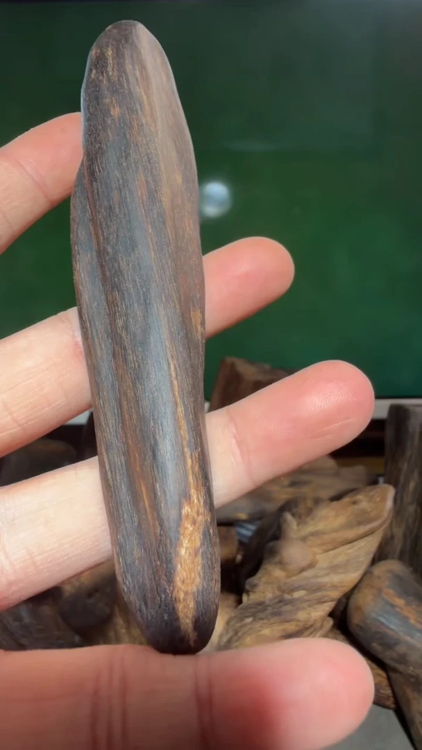 沉香吊坠海南多样性发一