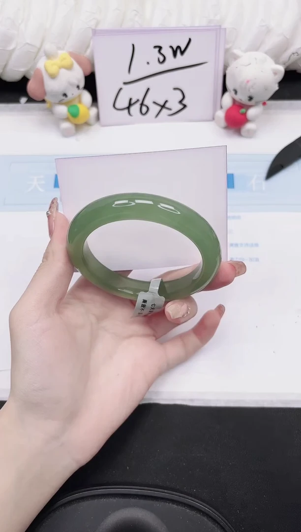 未镶嵌手镯石英质玉114-58