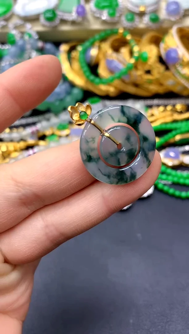 颈饰18K金镶嵌翡翠164-中国好珍宝