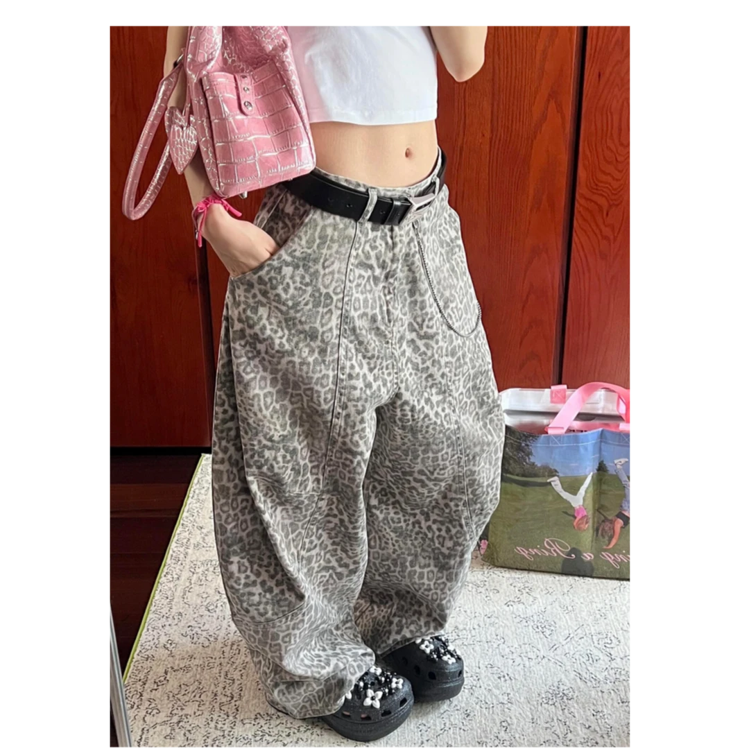 美式豹纹印染撞色拼接设计感弯刀牛仔裤女新款宽松慵懒感2573#