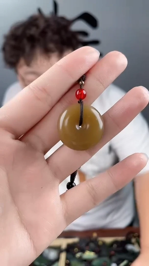 和田玉未镶嵌颈饰拍一发一，多样性发货