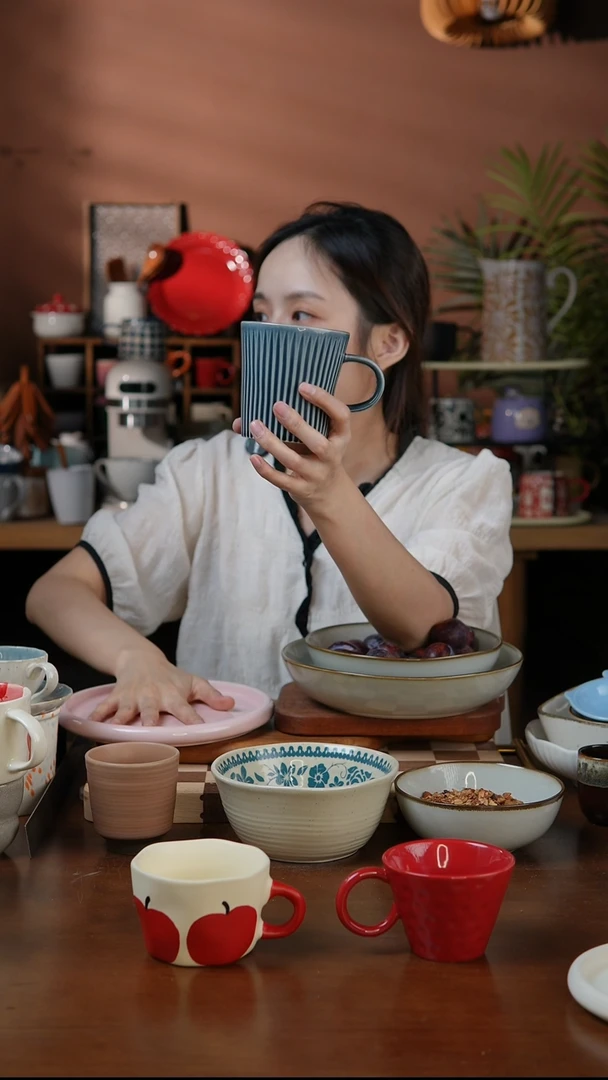 瓷片窑变蓝竖条水杯 微瑕 凑满20发货