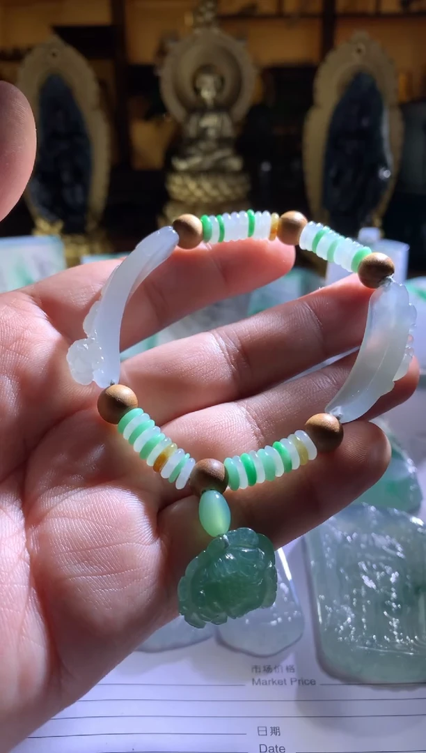 【闪购商品】定制翡翠未镶嵌手牌