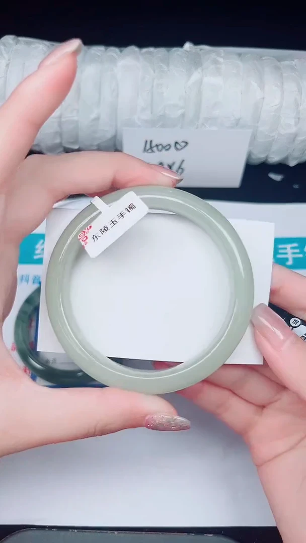 未镶嵌手镯石英质玉293-58/59