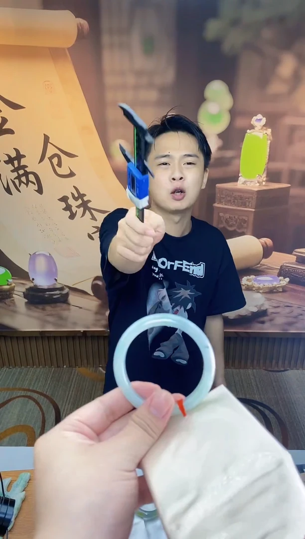 未镶嵌手镯翡翠纯天然缅甸A货翡翠手镯