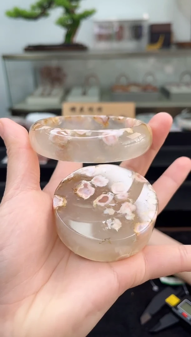 未镶嵌手镯石英质玉61圈口（赠品镯心）2s9446