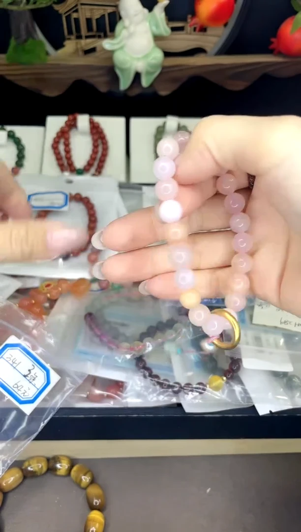 【闪购商品】石英质玉手链合金手链