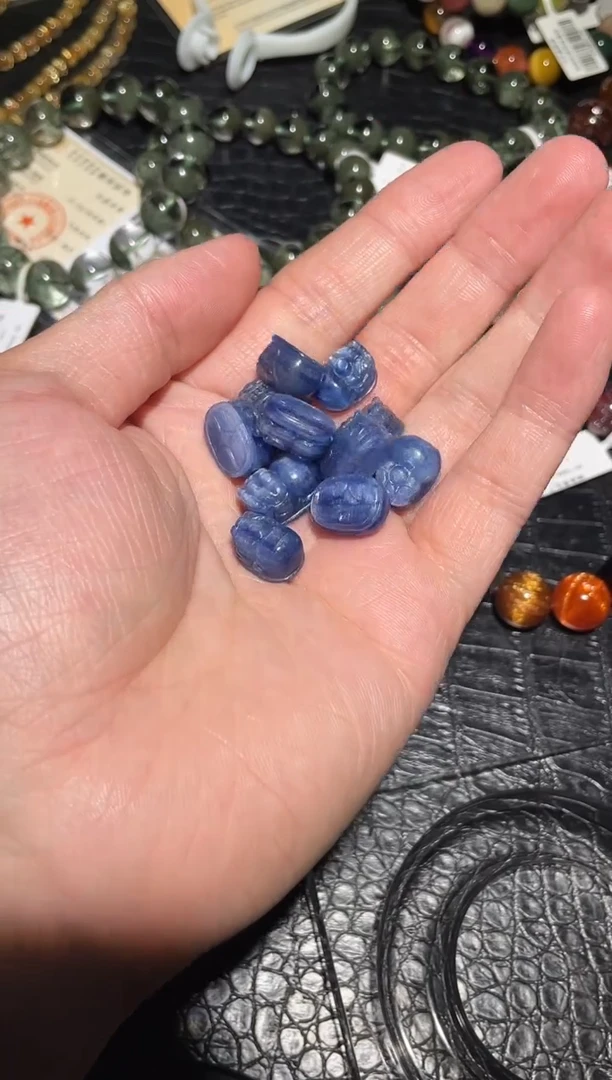 未镶嵌蓝晶石吊坠?*?蓝晶石貔貅吊坠（多样性发其一)