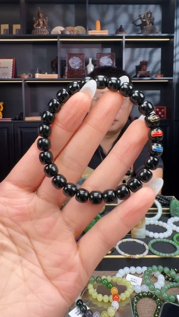 和田玉未镶嵌颈饰8mm黑青老型手串  藏物系列