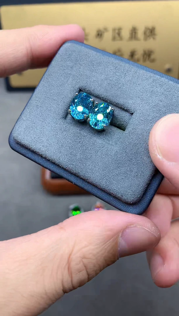 银S925镶嵌耳饰帕拉依巴碧玺2222