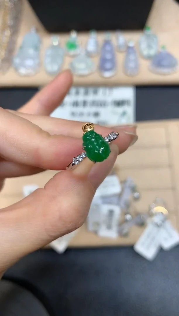 【闪购商品】翡翠戒指18K金镶嵌【无服务费