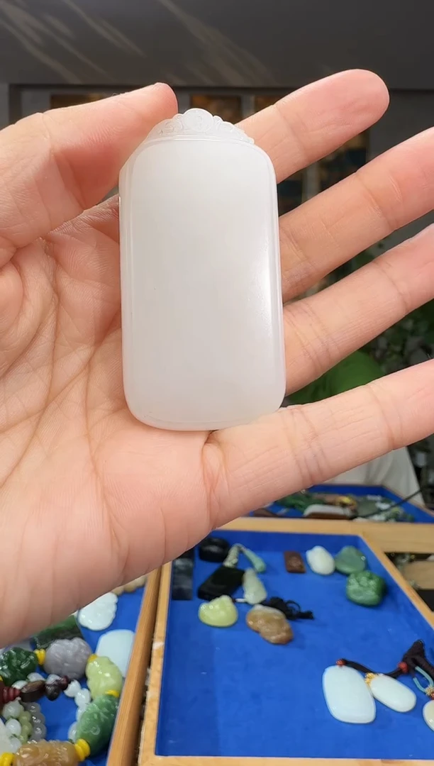 未镶嵌和田玉挂件拍一发一