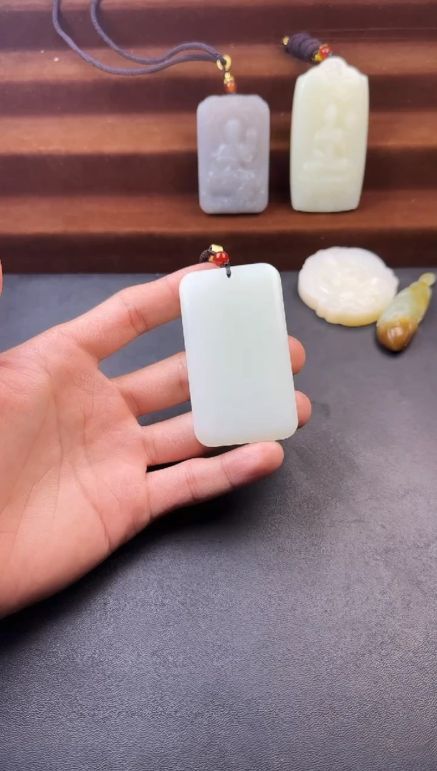 颈饰未镶嵌和田玉和田玉挂件