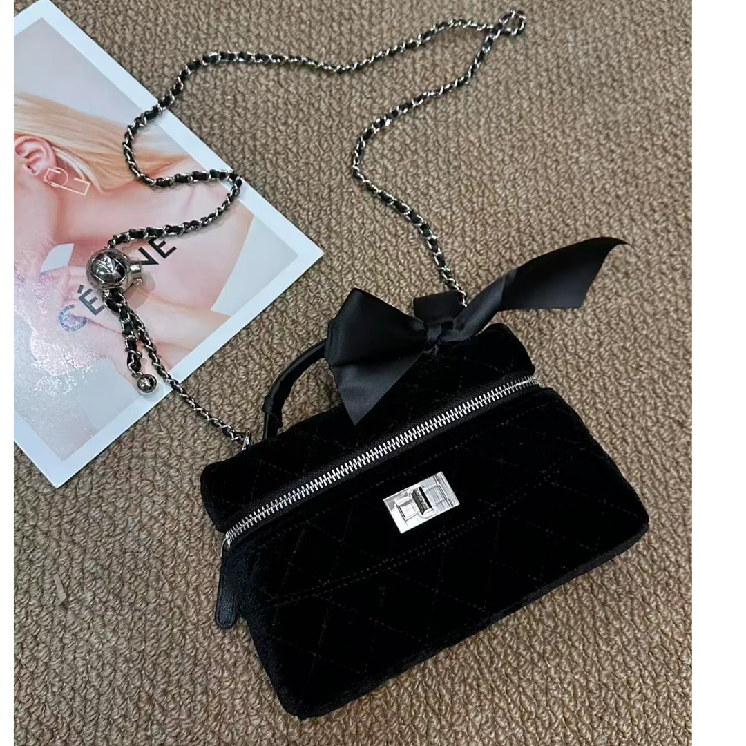 秋冬新款绒面日常通勤盒子包轻奢链条包斜挎包腋下包洋气