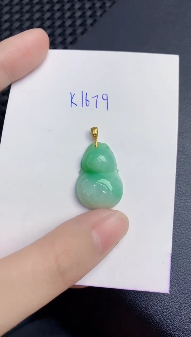 颈饰未镶嵌翡翠天然翡翠缅甸A货