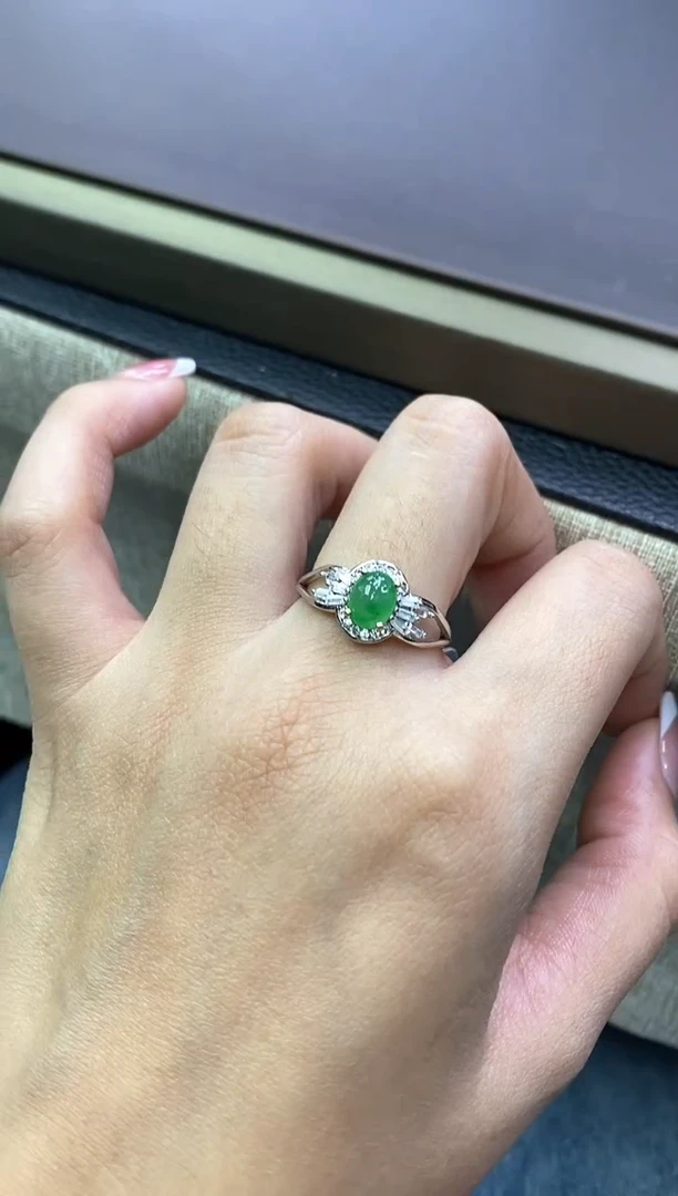 颈饰银S925镶嵌翡翠净货15930