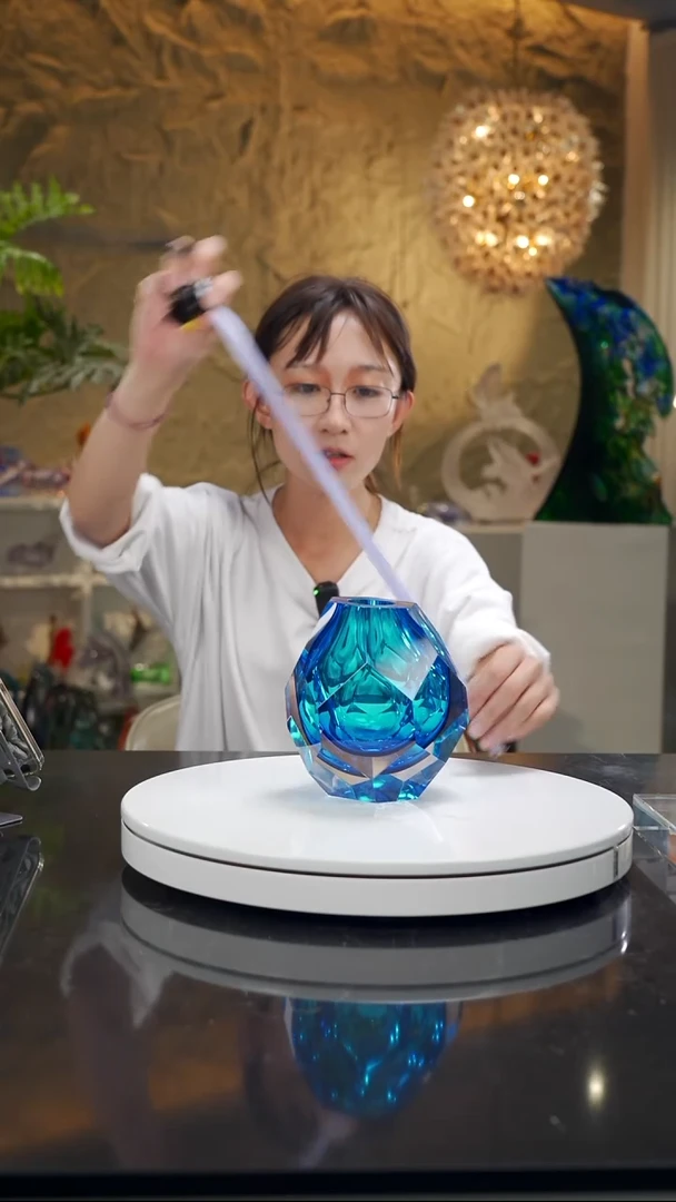 手工艺品琉璃宝石蓝色切面花器