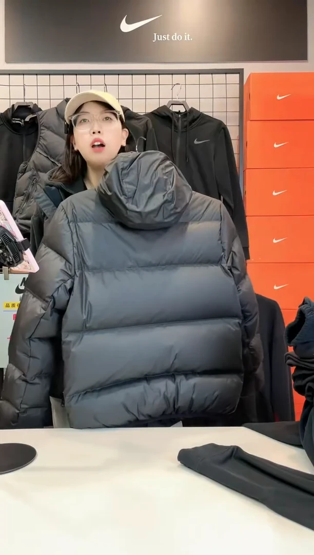 断码羽黑色XL码140斤-160斤 不退换