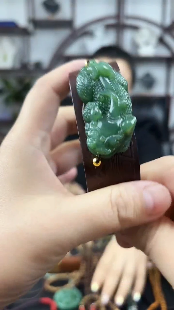 颈饰未镶嵌和田玉手牌