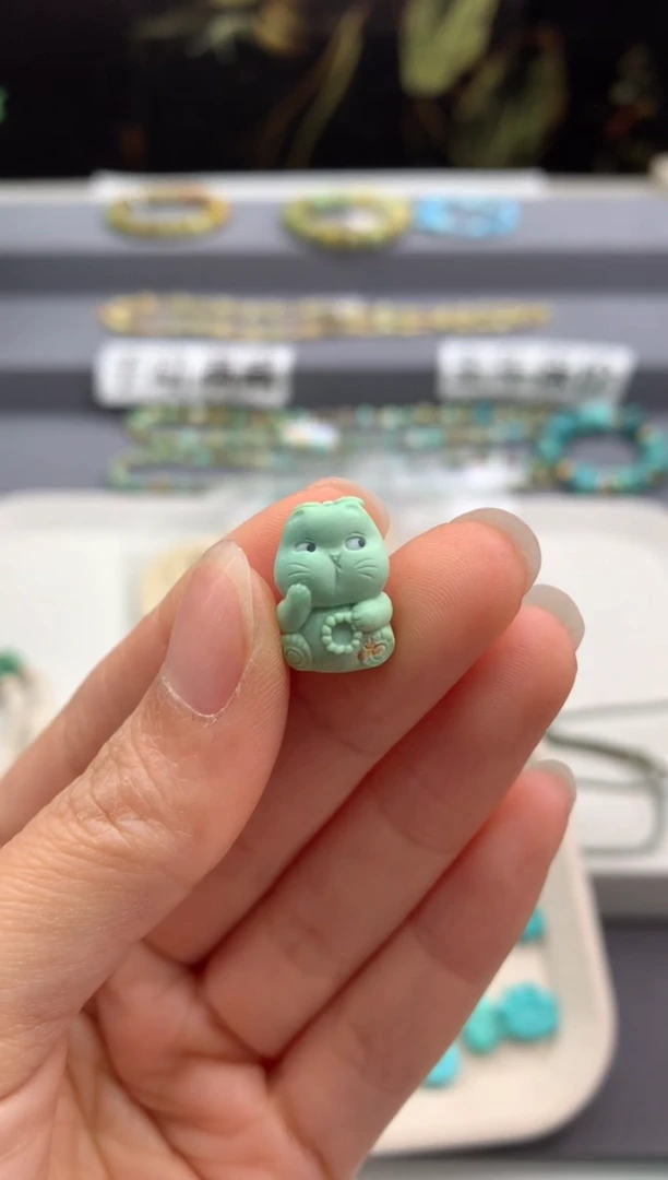 未镶嵌绿松石精工雕刻小茜.R61