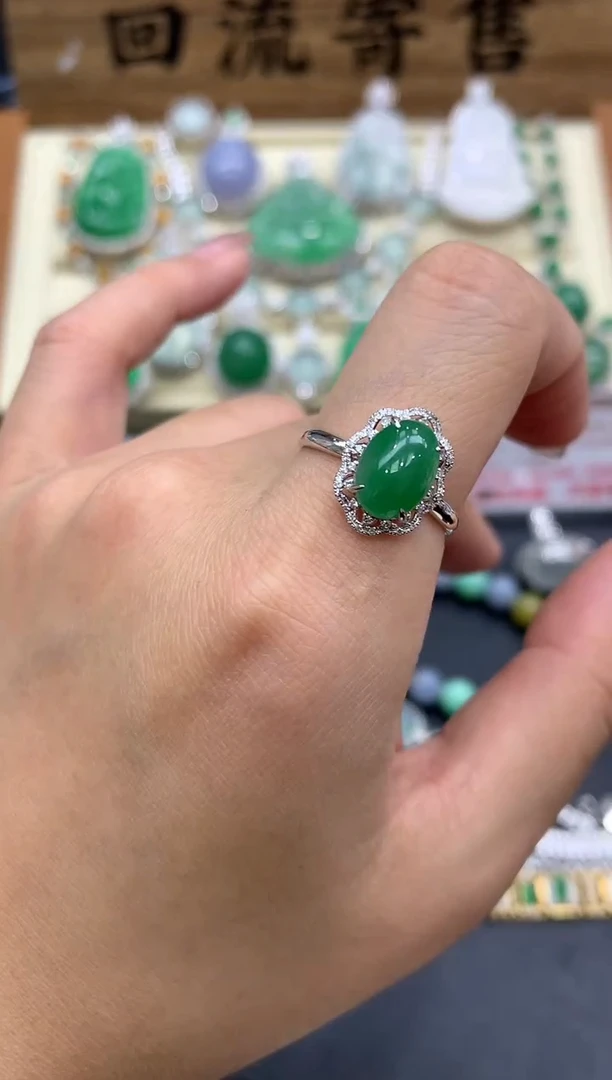 【闪购商品】翡翠戒指18K金镶嵌581-中国好珍宝