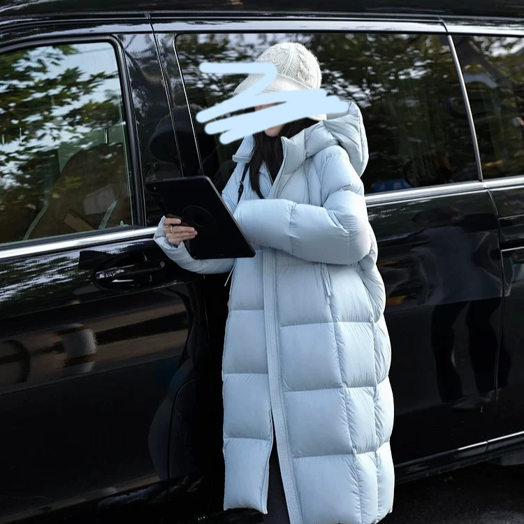 云感泡芙24年新款零压感连帽加厚长款羽绒服女显瘦外套冬