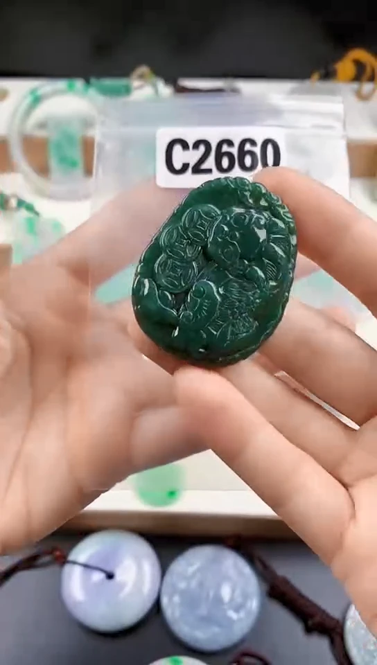 颈饰未镶嵌翡翠天然翡翠吊坠挂件