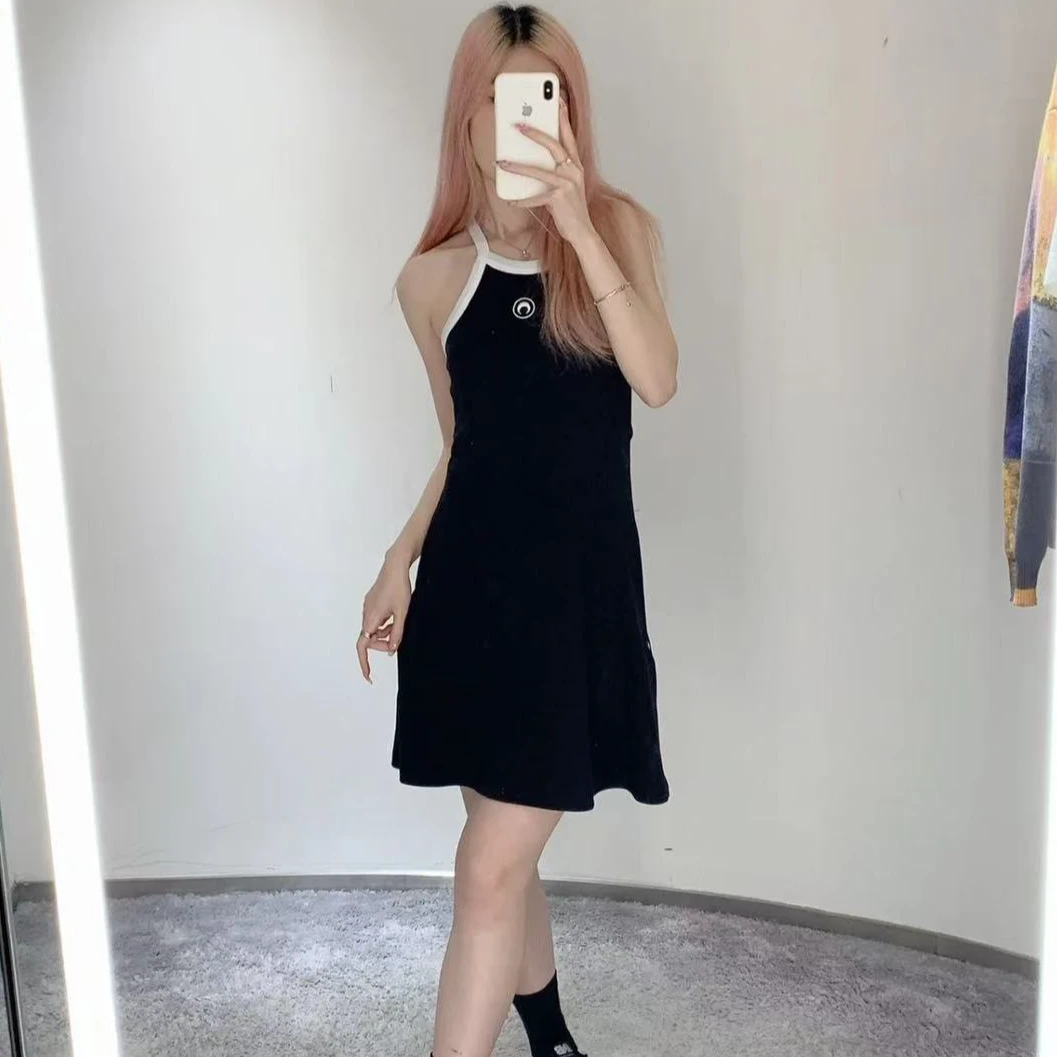 全新未使用 MARINESERRE /修身无袖刺绣贴花吊带连衣裙/S码