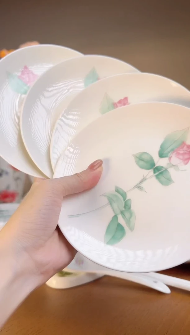 【闪购商品】玫瑰高骨瓷6寸浅盘4个