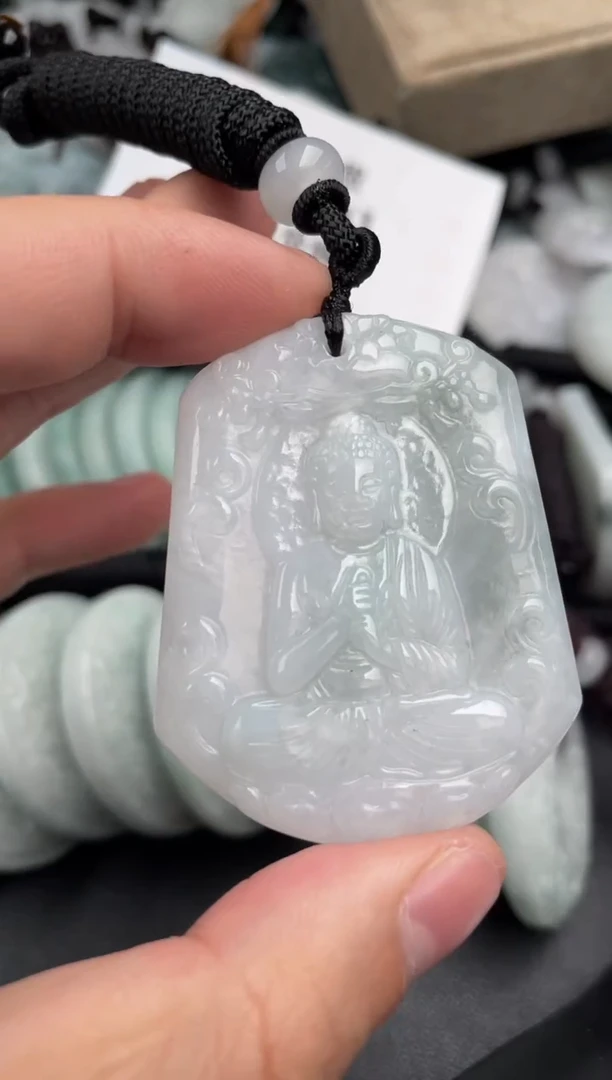 【闪购商品】翡翠吊坠(不含链)未镶嵌1