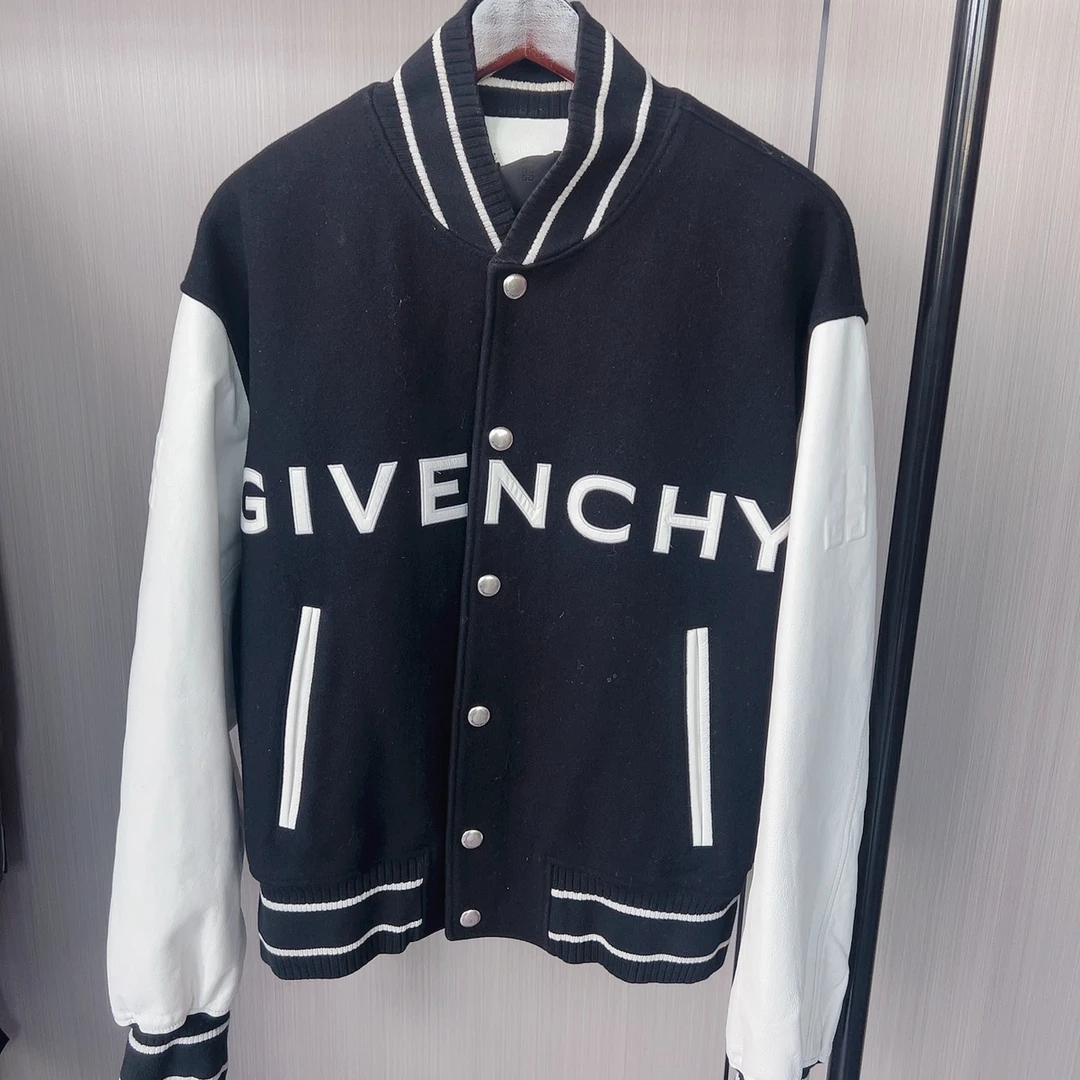 95新 Givenchy/纪梵希 黑白撞色 拼皮 经典棒球服 52码/Y01198