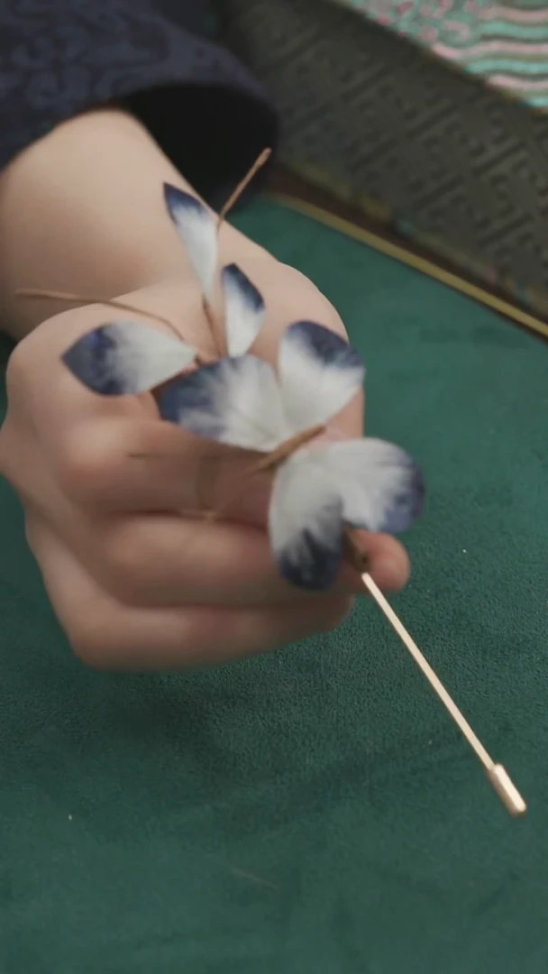 刺绣【高货】湘传礼 桑蚕丝 非遗绒花胸针