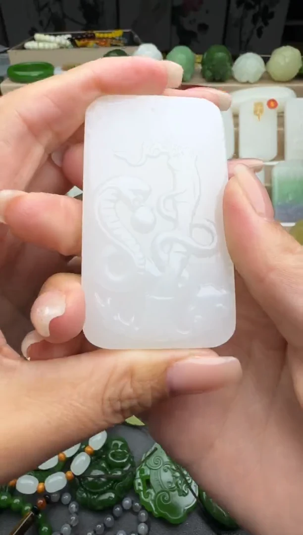 和田玉未镶嵌挂件生肖蛇