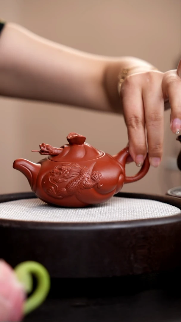 茶壶紫砂朱泥鱼化龙扁中