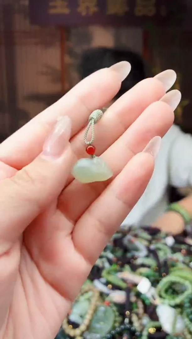 颈饰未镶嵌和田玉多样性发货拍一发一