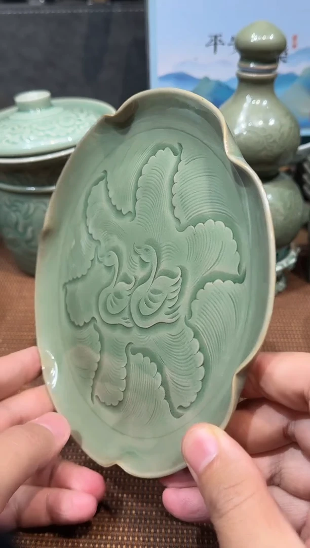 手工双鸭小花边壶承一只