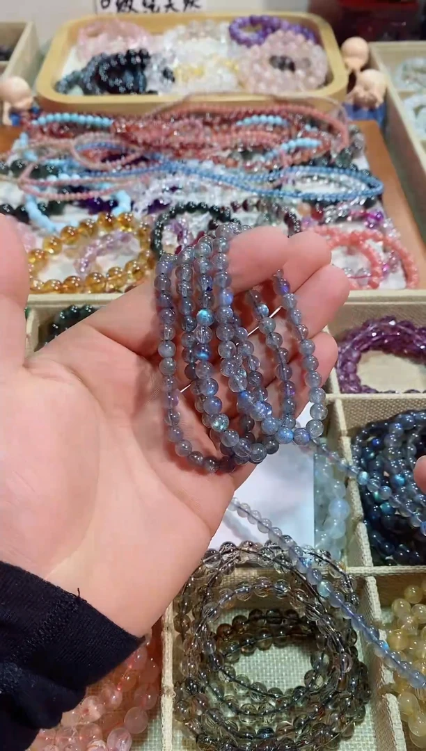 【闪购商品】水晶手链未镶嵌灰月光6m+ (多样性发其一）
